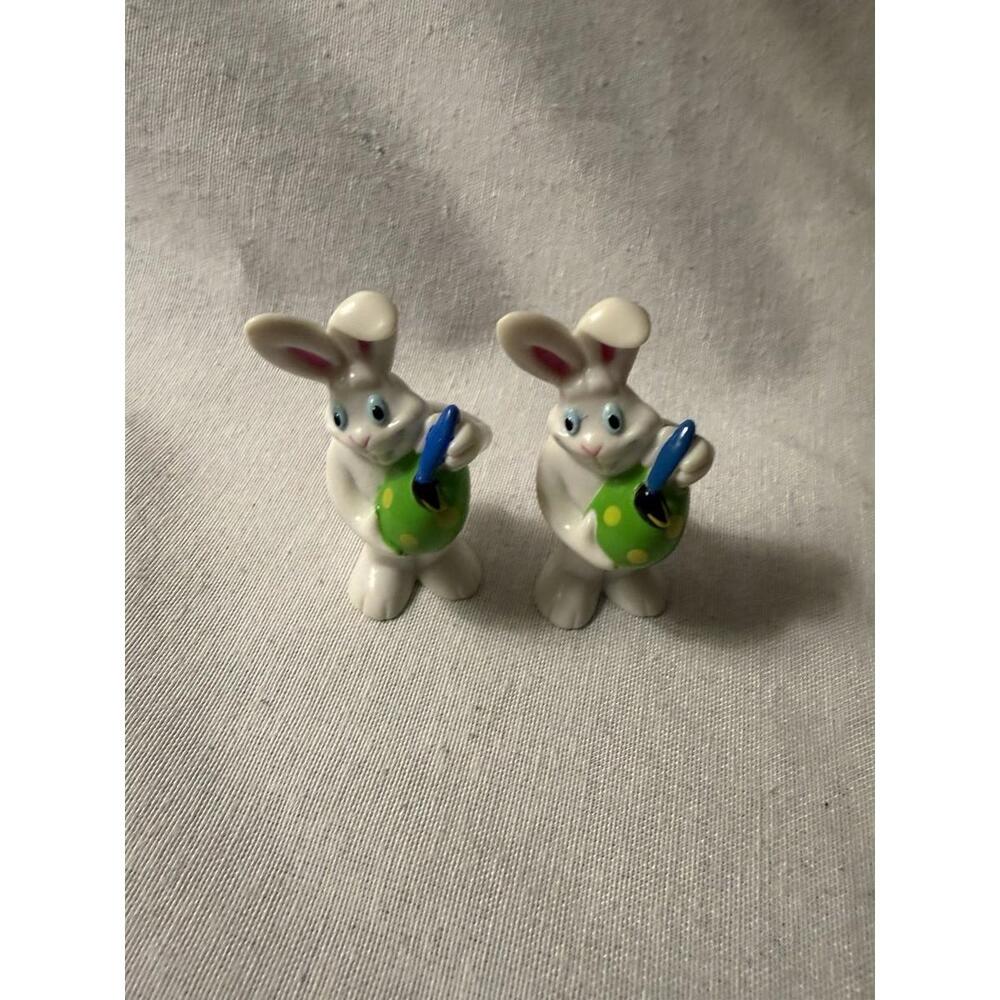 2 Vintage Topps 2001 Easter Bunny Mini Action Figure Pencil Topper 2.5” Rabbit